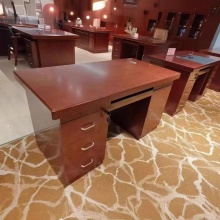 1.2米实木办公桌